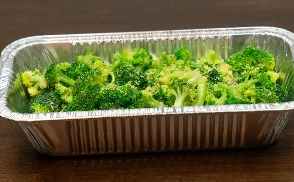 BroccoliCateringPan_590x356 - Olive Garden Catering Menu