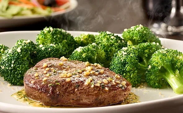 Order the Gluten Free 6oz Sirloin Steak with broccoli. - Olive Garden Nutrition