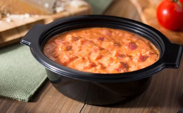 Bring an Italian Restaurant to your dinner or lunch party with our homemade sauces from Olive Garden Catering! - Olive Garden Catering Menu