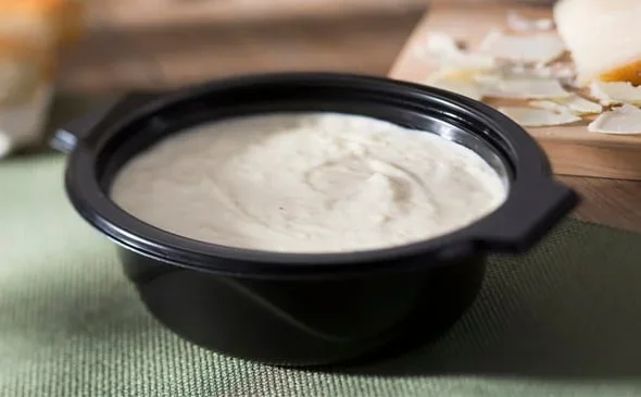 Bring an Italian Restaurant to your dinner or lunch party with our homemade sauces from Olive Garden, Catering! - Olive Garden Catering Menu